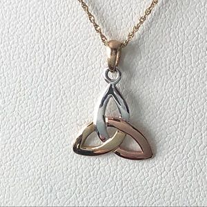 9k gold Celtic trinity knot necklace by Solvar